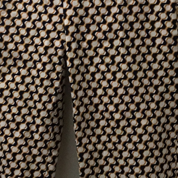 Chico's So Slimming Cropped Capris Petite Size 0 - Picture 5 of 5